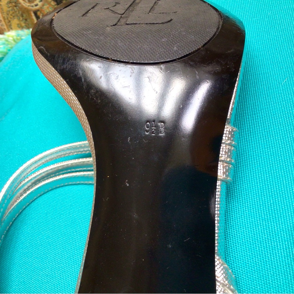 Ralph Lauren heel sandals. - Picture 7 of 7